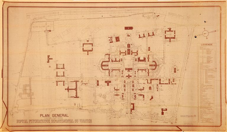 Asile d'aliénés de Bron, puis asile départemental d'aliénés du Rhône, puis asile d'aliénés du Vinatier, actuellement centre hospitalier Le Vinatier