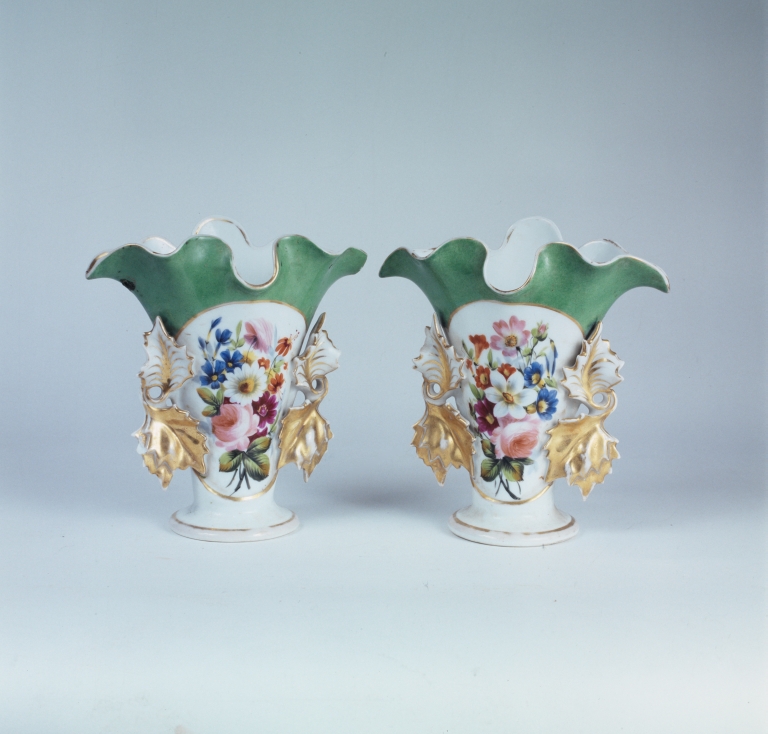 Paire de vases d'autel