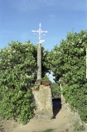 Croix de chemin dite la Croix Blanche