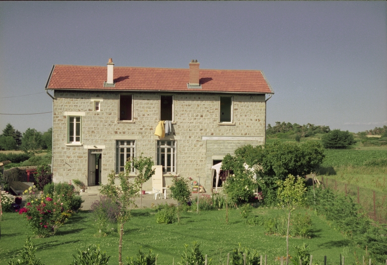 Ecole, actuellement maison