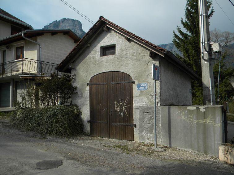 Remise de matériel d'incendie dite hangar aux pompes