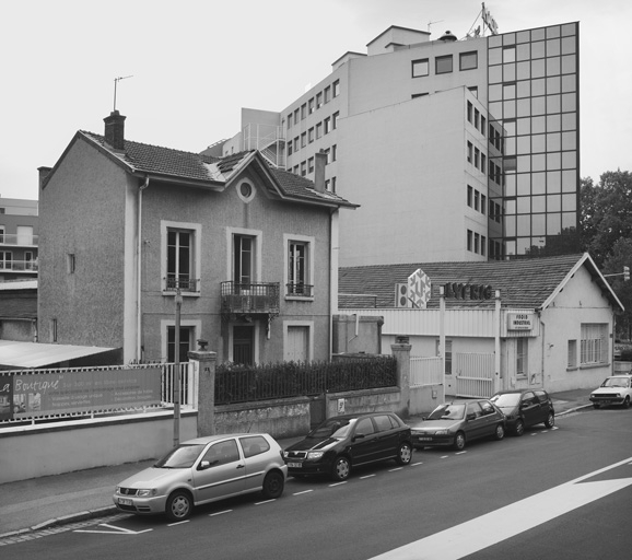 Usine de construction électrique Genet électricité fabrique de fusibles électriques actuellement centre de Froid industriel Lyfrig