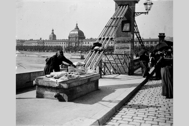 Pont de l'Hôtel-Dieu, ou dite passerelle de l'Hôtel-Dieu (détruit)