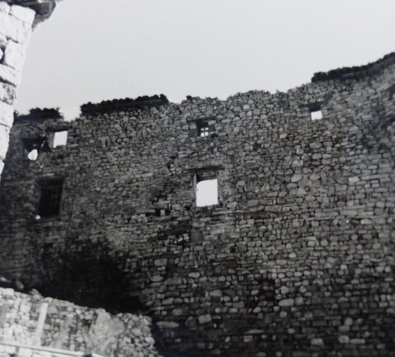 Elévation nord, dans les années 1950 (photographie noir et blanc).