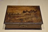 Boîte souvenir avec une vue du château de Randan