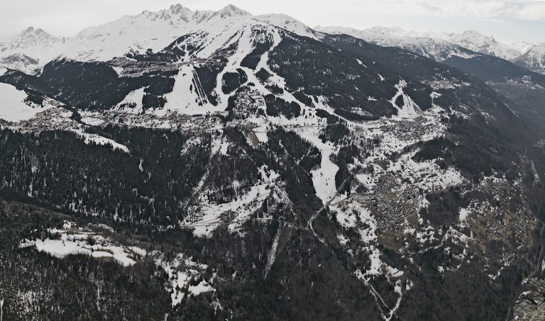 Station de sports d'hiver dite Courchevel 1850