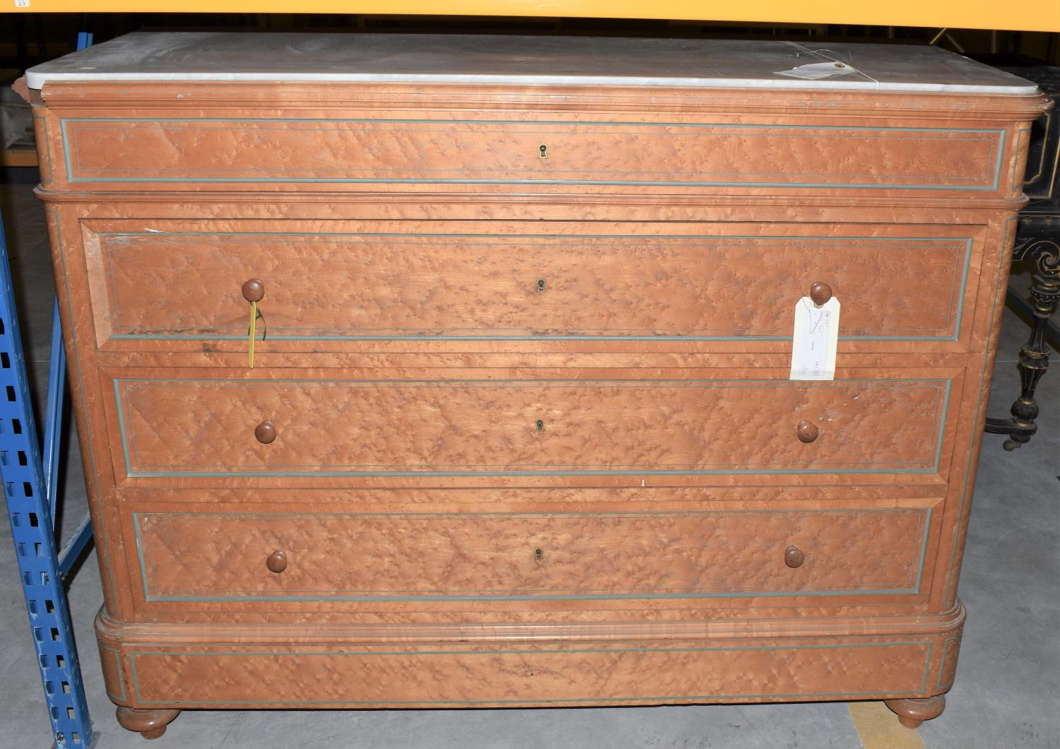 Commode à cinq niveaux de tiroirs