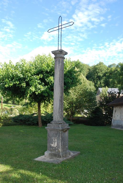 Croix de cimetière