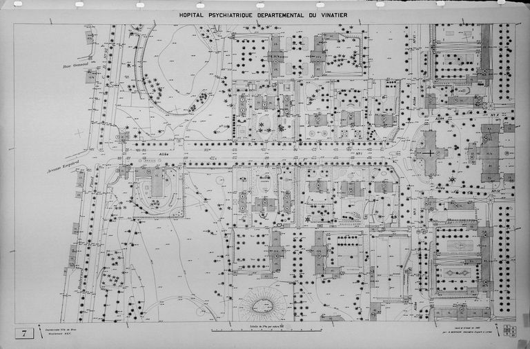 Asile d'aliénés de Bron, puis asile départemental d'aliénés du Rhône, puis asile d'aliénés du Vinatier, actuellement centre hospitalier Le Vinatier