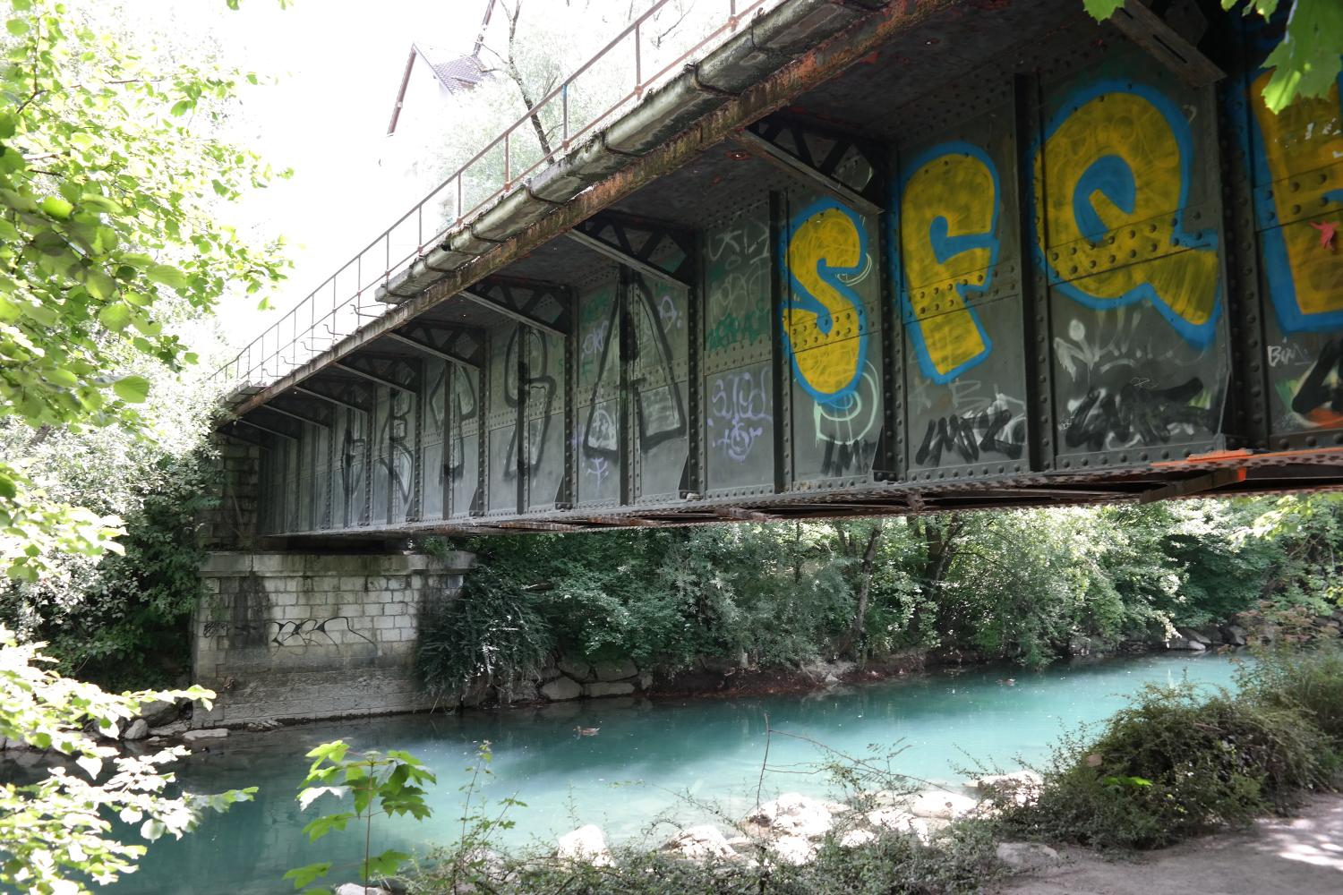 Ancien pont ferroviaire de Cran