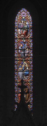 Ensemble de 3 verrières figurées : l'Éducation de la Vierge, le baptême de Clovis, la visite de sainte Jeanne de Chantal à Montbrison, l'Annonciation, la remise des clefs à saint Pierre, scène d'ordination d'évêques, un concile, saint Augustin, saint Benoît, saint Maur et saint Placide, la remise du rosaire à saint Dominique, saint François d'Assise (baies 15, 17 et 19)