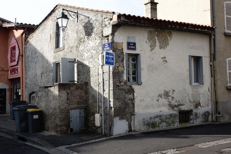 Type massé traditionnel (Montferrand, angle rues Kléber et Saint-Antoine)