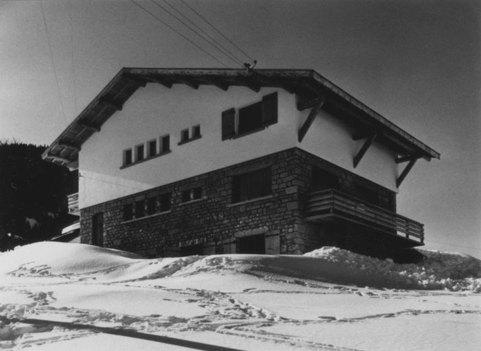 Maison, dite chalet le Bois dormant