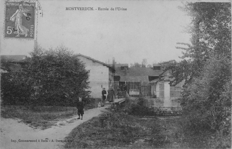 Clouterie, Papeteries de Montverdun, puis Papeterie du Forez (usine de papeterie et cartonnerie), puis usine de construction mécanique, puis usine de transformation des métaux, actuellement Forges du Lignon