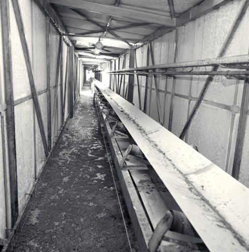 Entrepôt commercial, dit magasin général des sucres, puis la Sucrière espace d'exposition.