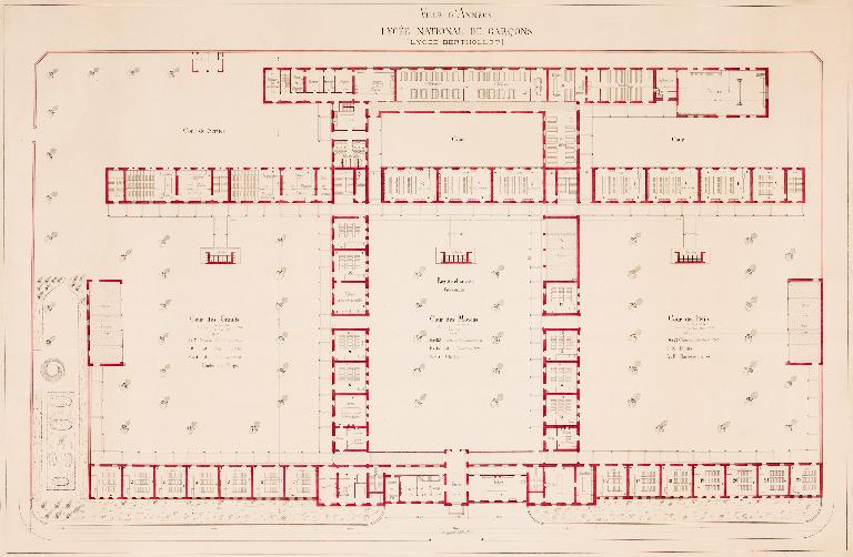 Lycée de garçons, actuellement Lycée Claude-Louis-Berthollet