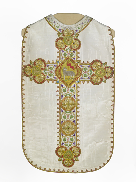 ornement blanc : chasuble