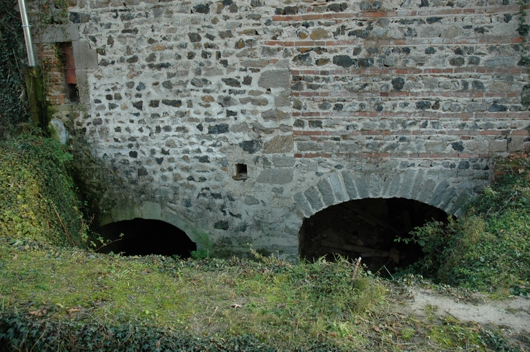 Ferme, moulin puis minoterie Moutot et scierie Gatier