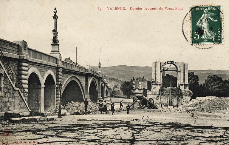 Pont routier de Valence (détruit)