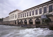 Centrale hydroélectrique de Cusset et centrale thermique, actuellement EDF