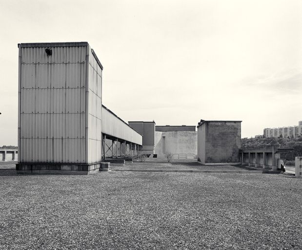 Entrepôt commercial, dit magasin général des sucres, puis la Sucrière espace d'exposition.