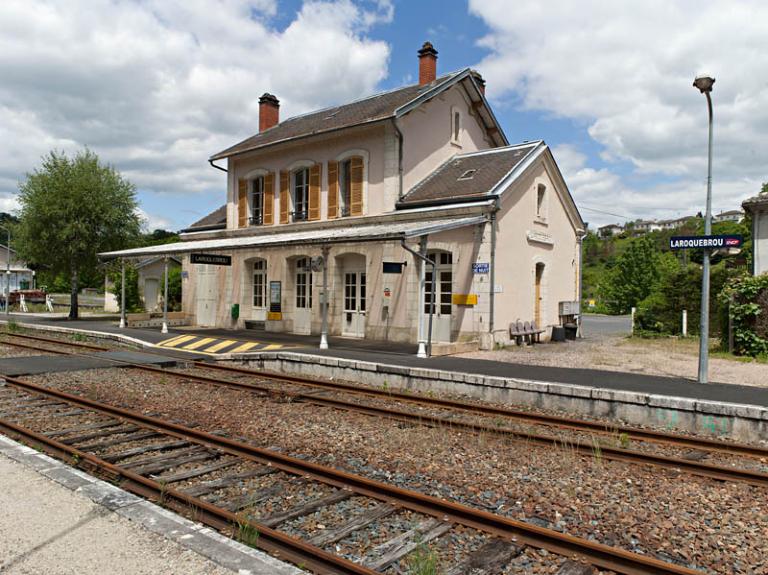 Ligne Viescamp-sous-Jallès - Laroquebrou - (Bergerac)