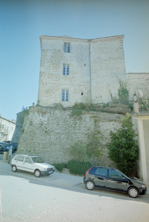 bailliage, puis école de garçons, actuellement musée.