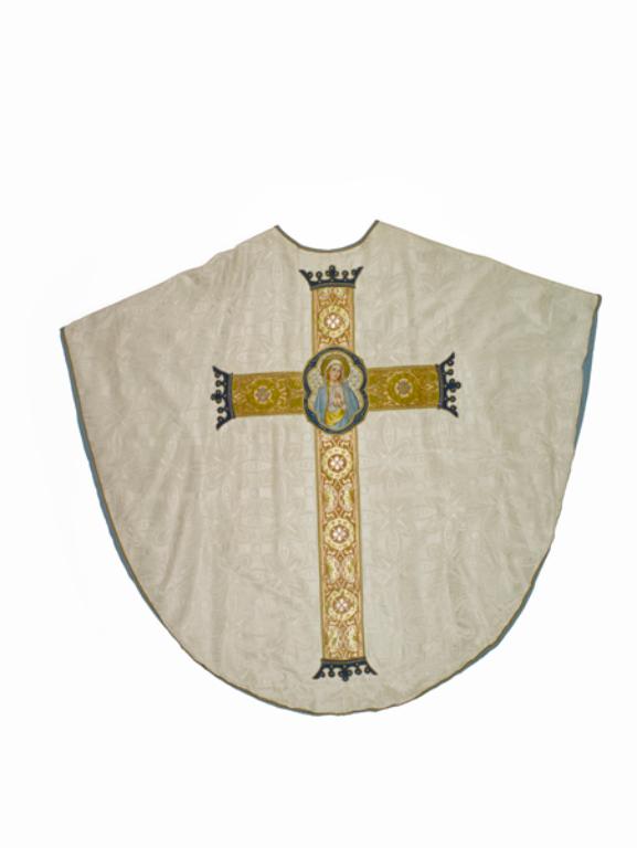 chasuble : ornement blanc