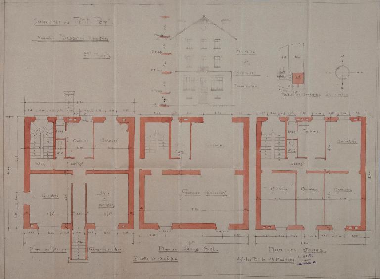 Maison et café Au Petit Charmant, puis maisons et cafés, puis maison et immeuble, dit immeuble Besson, et café Aix Plage