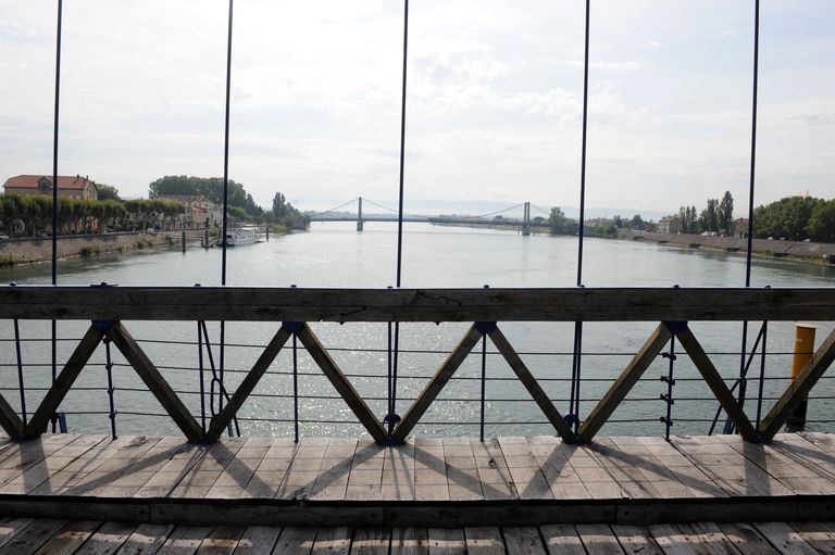 Pont routier, actuellement passerelle Marc Seguin