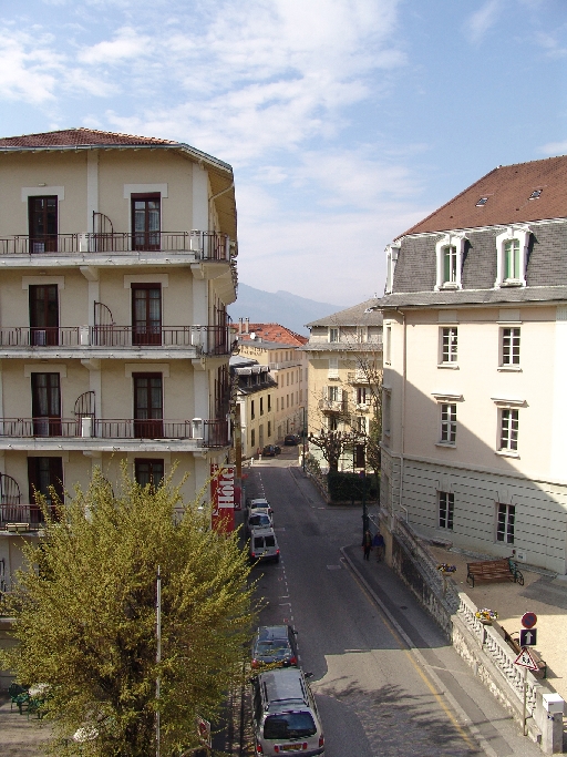 Rue, dite chemin de la Merderasse, puis rue Lamartine