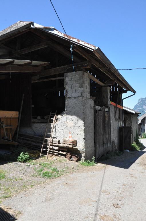 Pressoir Vittet actuellement bâtiment à usage agricole