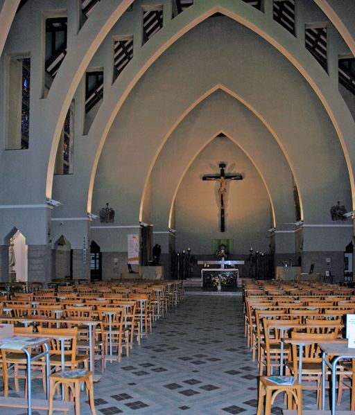 Église paroissiale Saint-Charles de Serin