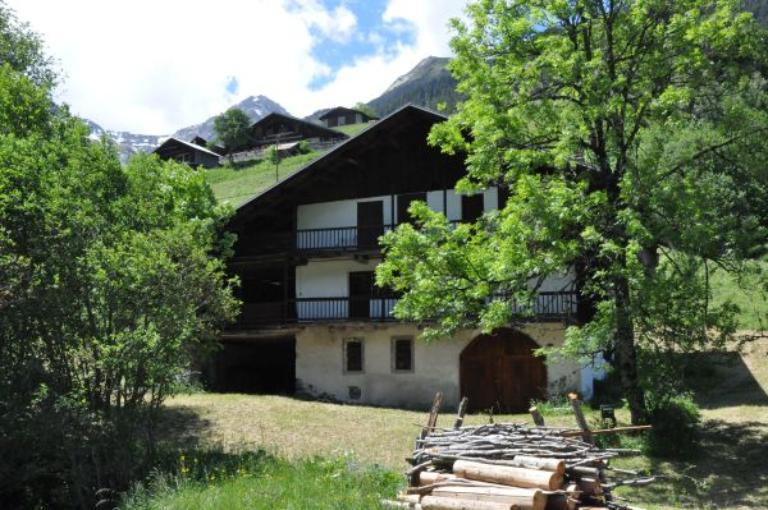 Moulin à farine, scierie, battoir et forge Joguet puis Cornu actuellement logement