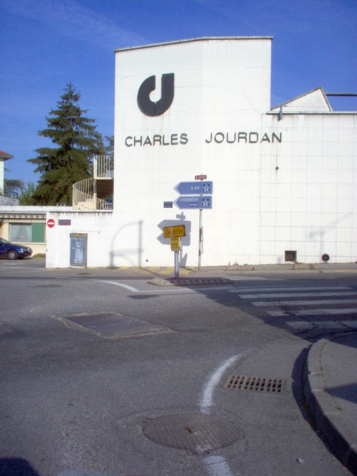 Usine de chaussures dite Chaussures Charles Jourdan France