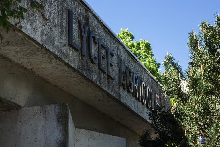 Lycée agricole et collège agricole féminin, actuellement lycée agricole Olivier-de-Serres