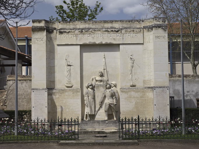 Monument aux morts