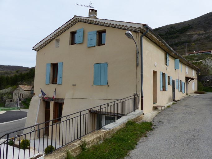 Mairie-école de Barret-de-Lioure