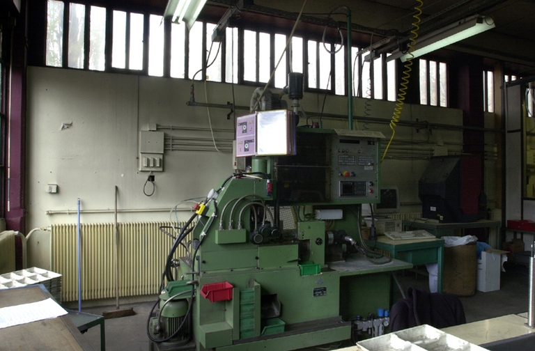 Usine de serrurerie Rhône-Isère dite Ronis SA