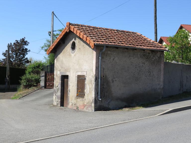 "Tonne" à présent en milieu urbain (Châteaugay)