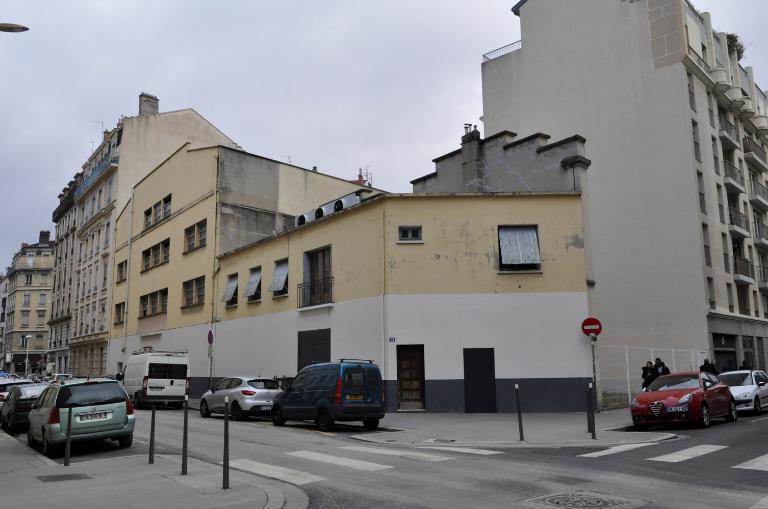 Société Rinck puis SA des Papeteries Aussedat puis parking automobiles actuellement grande surface Carrefour-city