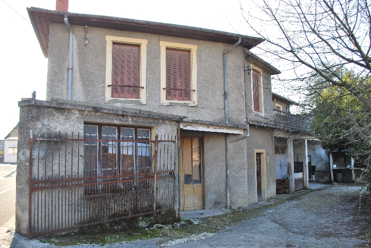 Édifice artisanal, entreprise de travaux publics (Paul Bonna), puis maison