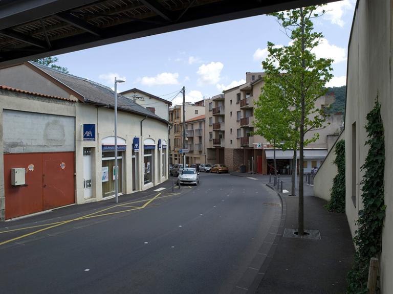 Avenue Pierre-Guérin et avenue Joseph-Claussat