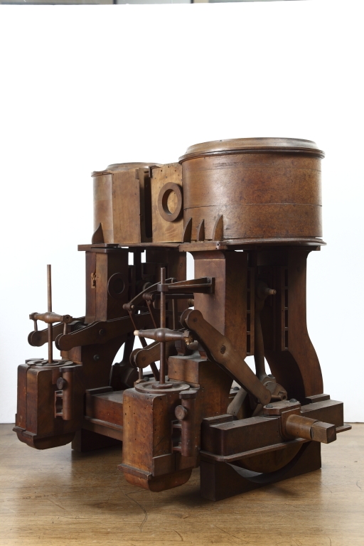 Maquette d'une machine textile