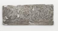 Bas-relief : Frise avec rinceaux