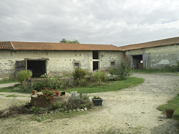 Ferme, dite domaine des Latards