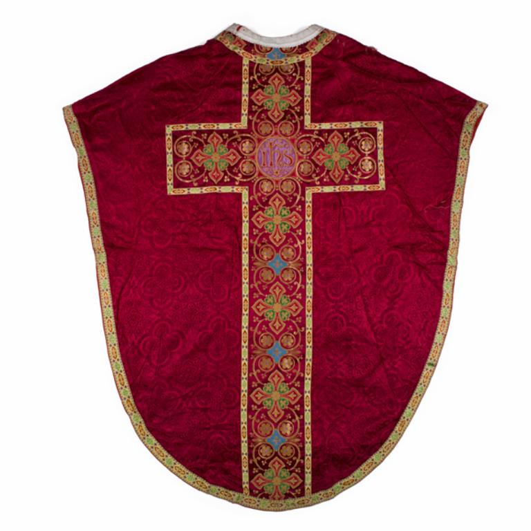 chasuble : ornement rouge n°1