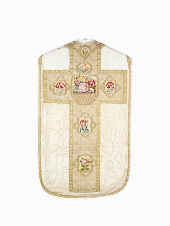 chasuble : ornement blanc n°1