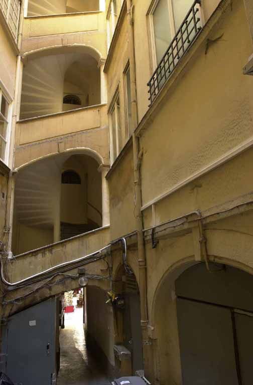 Immeuble dit maison de l'Eglise, puis immeuble à l'enseigne de la Couronne d'Or puis à l'enseigne de l'Espérance