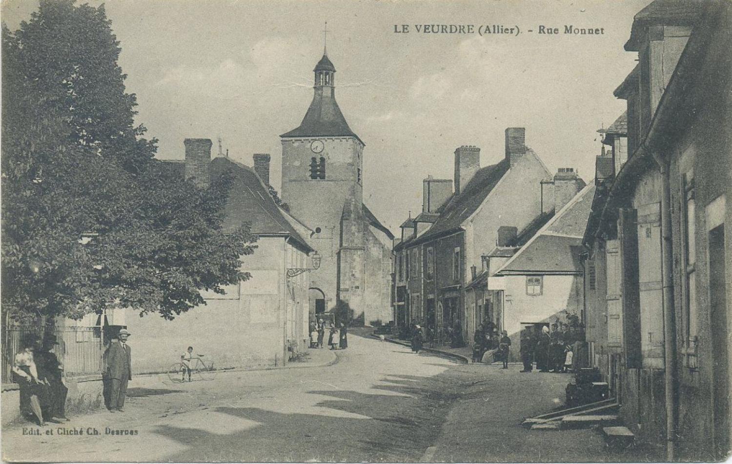 Le bourg du Veurdre